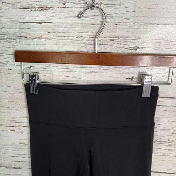 lululemon athletica Black Leggings ruffle size 2 - Picture 3 of 8